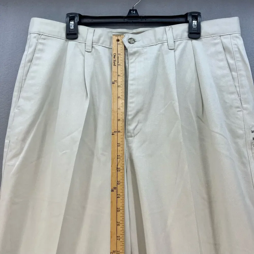 NWT Dockers Khaki Pants Men's 38X32 Classic Fit Pleated Front No Wrinkle Twill